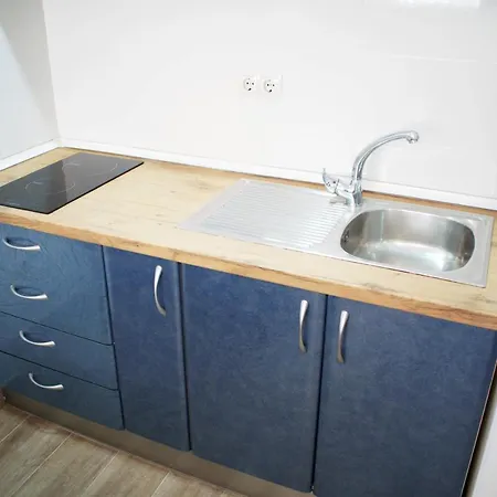 Aloe Studio Apartment *